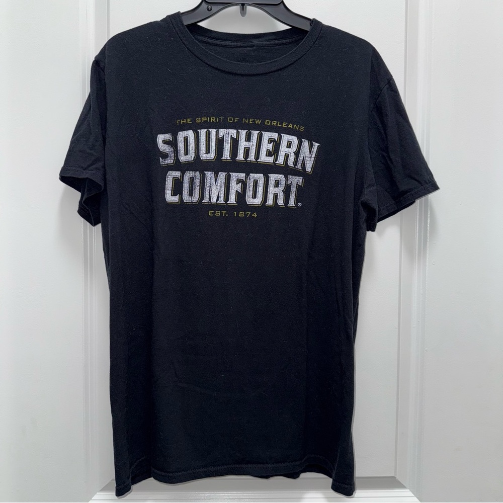 Men’s Large Southern Comfort Black Short Sleeve Tshirt